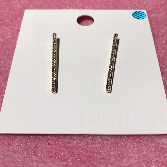 Forever 21 🌟NEW✨ earrings - Picture 5 of 7